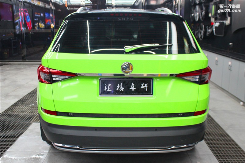 長(zhǎng)沙全車改色膜 斯柯達(dá)施工LG蘋果綠
