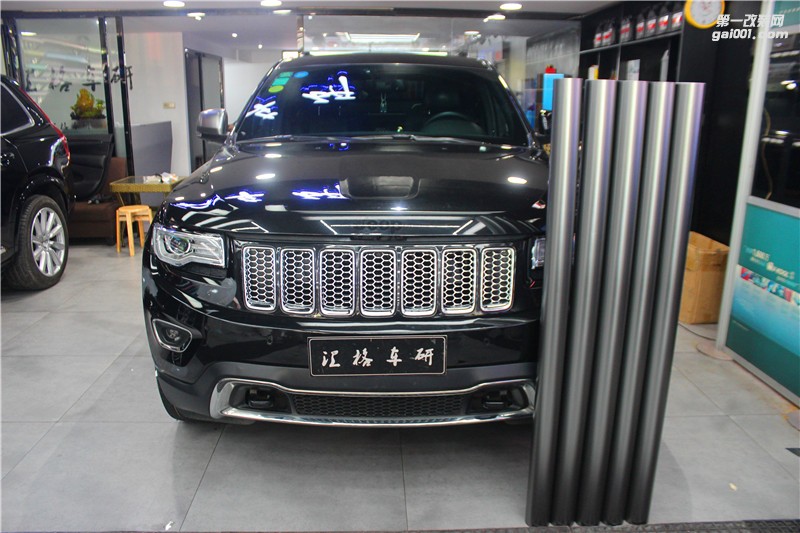 長(zhǎng)沙改色膜實(shí)體店 吉普全車施工電光深灰