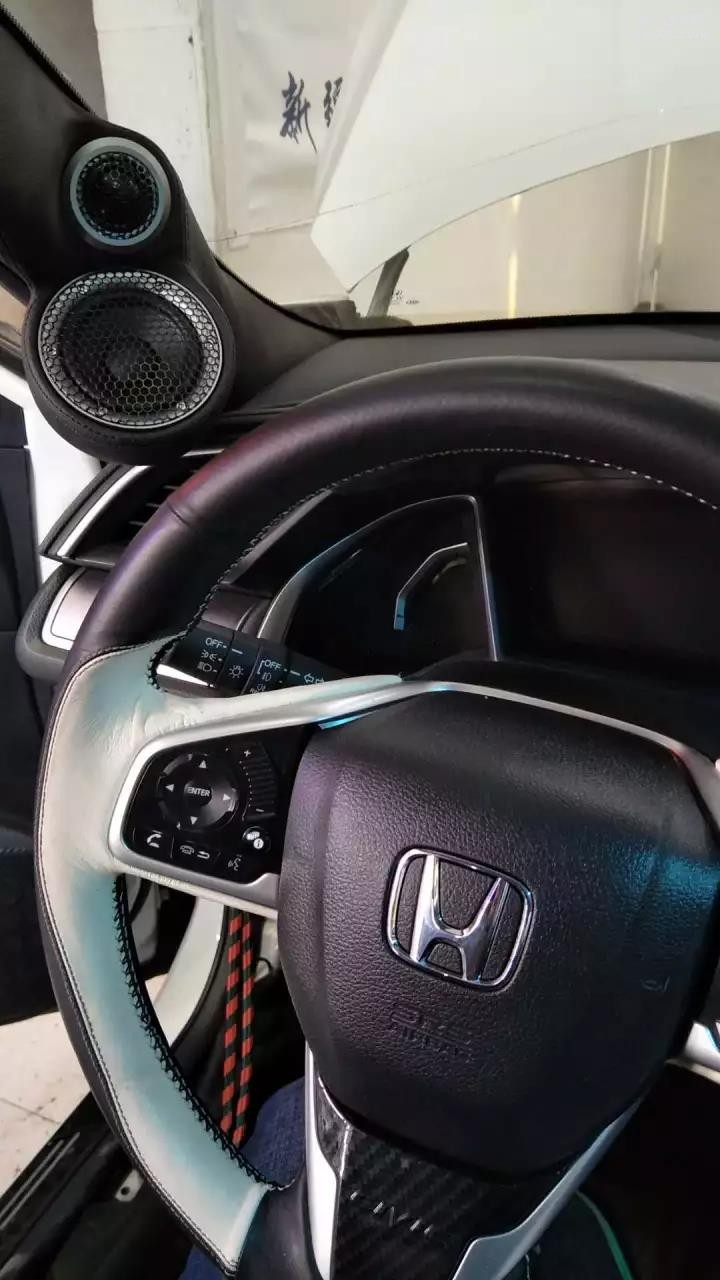 體會(huì)無(wú)限樂(lè)趣--清遠(yuǎn)至上音樂(lè)汽車音響改裝本田CRV音響改裝歌劇世家三分頻系統(tǒng)