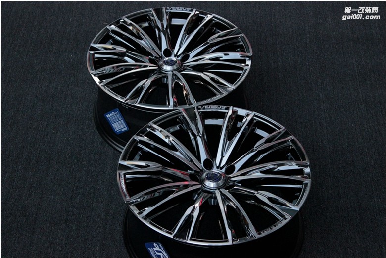 海亞：RAYS Lucianna STRATAGIA  保姆車MPV改裝升級輪轂