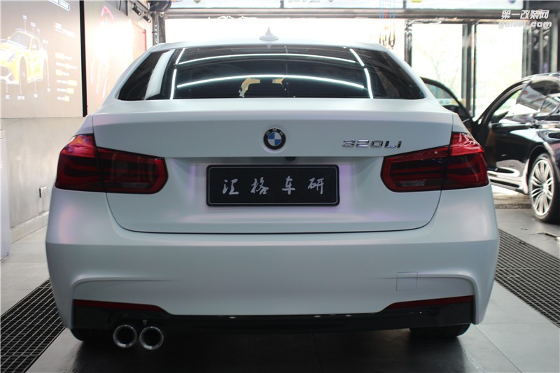 長沙進口車身改色膜 寶馬320施工CYS白變粉