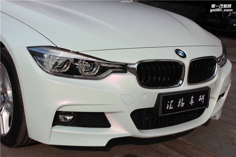 長沙進口車身改色膜 寶馬320施工CYS白變粉
