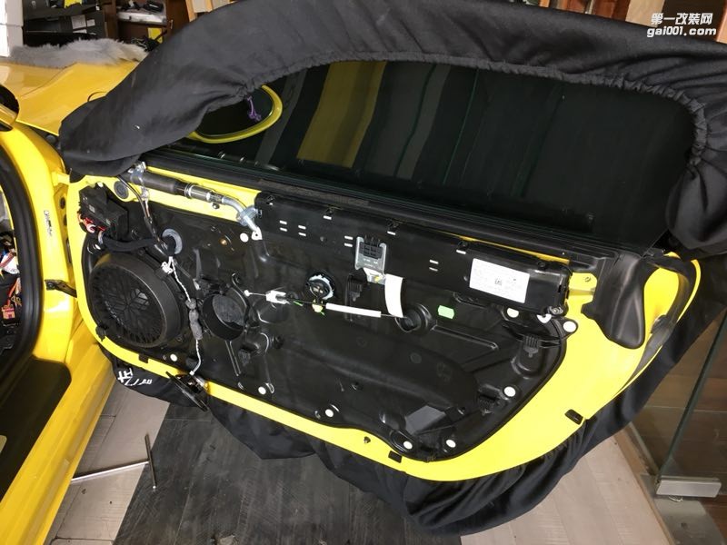 汕頭市星悅汽車音響改裝保時捷718也要改音響？這才是真正的汽車發(fā)燒友！勁浪N07搭配創(chuàng)世紀帶來不一樣感受