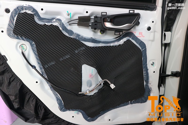 動靜相宜——清遠至上音樂音響改裝本田思域美特靜與大能雙劍合璧