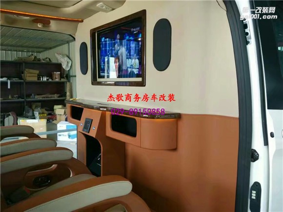 西安商務(wù)車改裝/福特途睿歐商務(wù)內(nèi)飾定制改裝實(shí)拍案例！