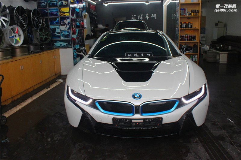 長(zhǎng)沙匯格車研 寶馬BMWi8施工透明保護(hù)膜