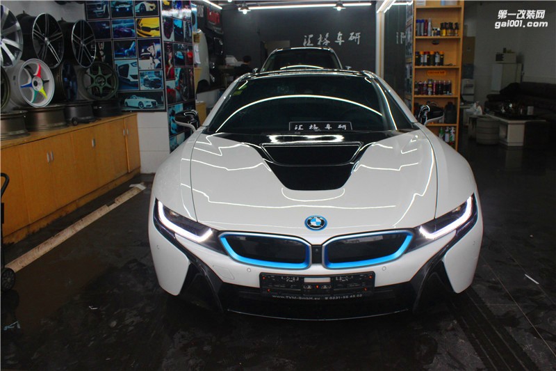 长沙汇格车研 宝马BMWi8施工透明保护膜