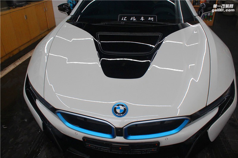 長(zhǎng)沙匯格車研 寶馬BMWi8施工透明保護(hù)膜