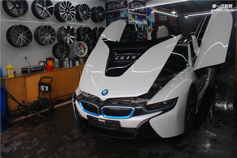 长沙汇格车研 宝马BMWi8施工透明保护膜