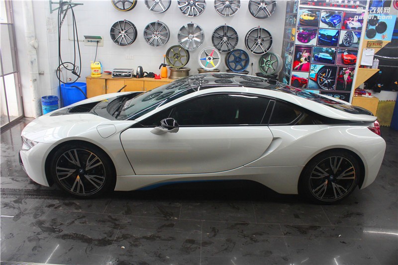 長(zhǎng)沙匯格車研 寶馬BMWi8施工透明保護(hù)膜