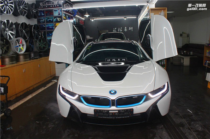 长沙汇格车研 宝马BMWi8施工透明保护膜