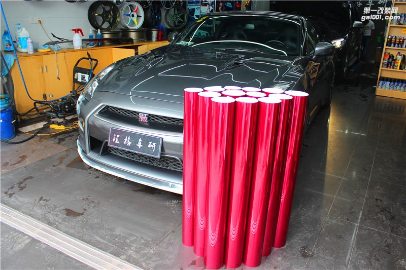 長沙改色貼膜 日產(chǎn)GTR施工STM電鍍酒紅色膜