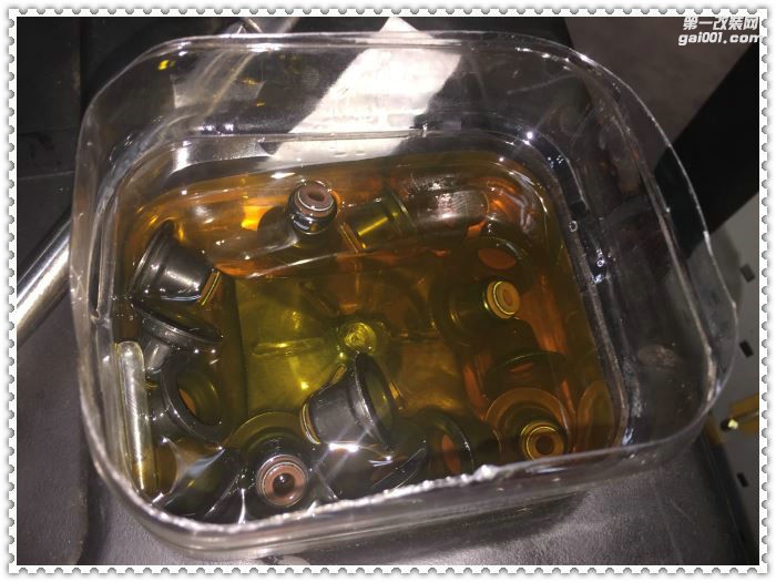 北京寶馬MINI燒機油維修更換氣門油封