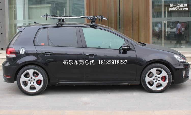 大眾高爾夫GTI拓樂754及591單車架安裝實(shí)拍圖