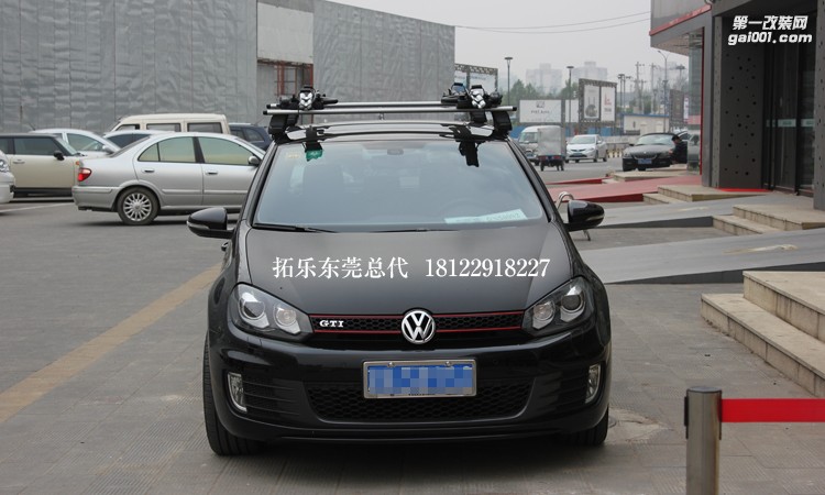 大眾高爾夫GTI拓樂754及591單車架安裝實(shí)拍圖