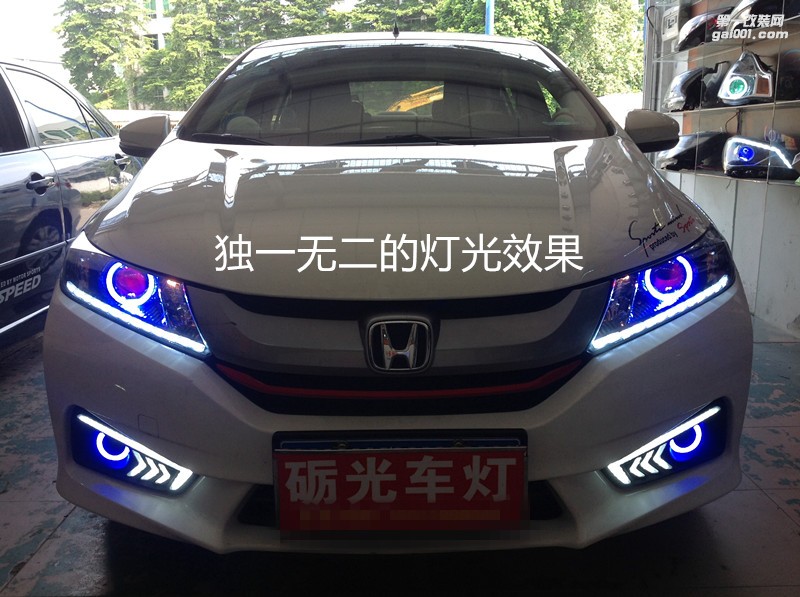 汽車大燈改裝 本田鋒范大燈升級海拉5透鏡飛利浦5500K套裝