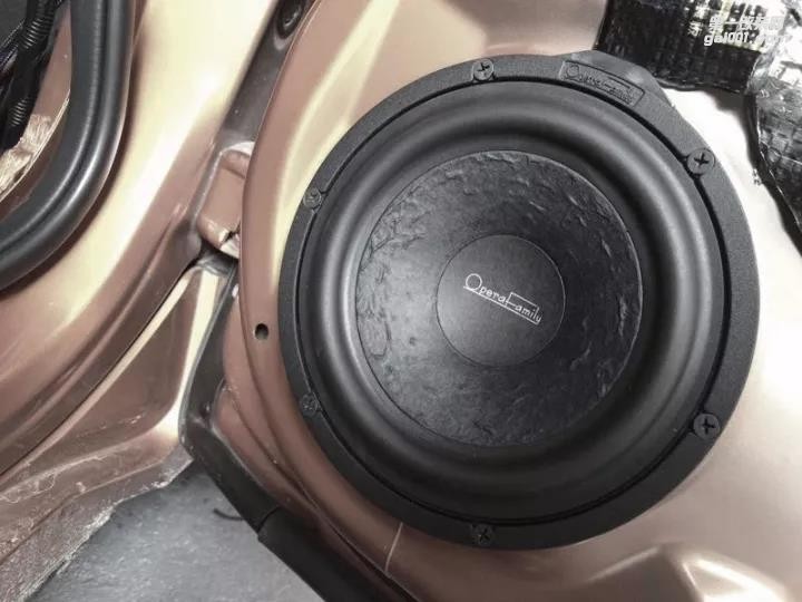 日產(chǎn)天籟無損音響改裝 歌劇世家、英國正弦波使汽車音樂聽感升級【清遠(yuǎn)至上音樂】