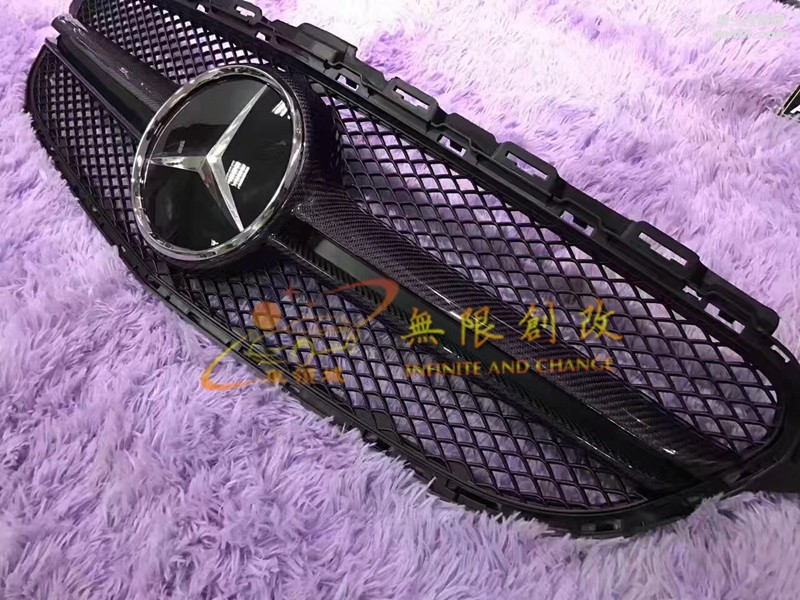 奔馳C級w205改AMG碳纖維中網(wǎng)