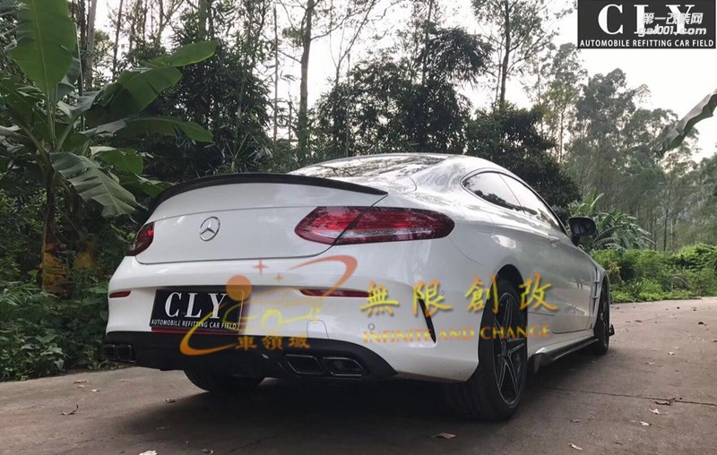 奔馳C級W205尾翼