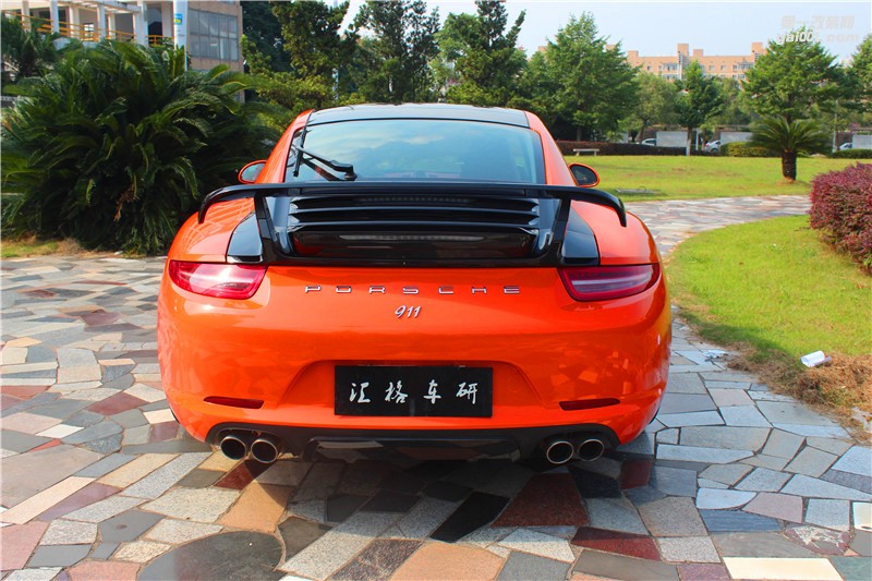 長沙保時(shí)捷911全車施工亮光烈炎橙