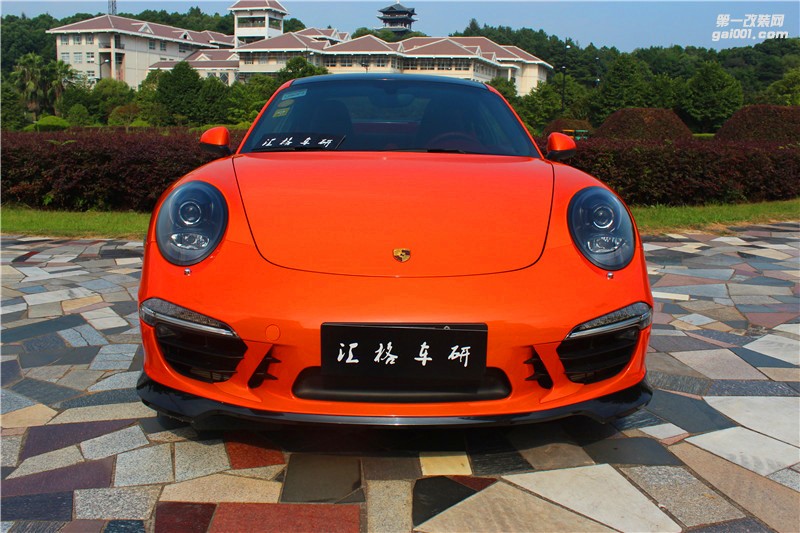 長沙保時(shí)捷911全車施工亮光烈炎橙