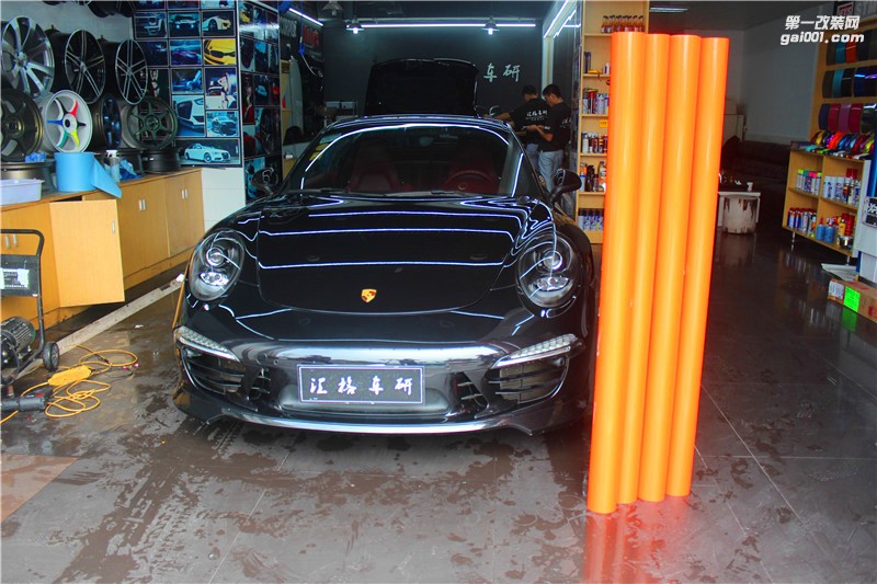 長沙保時(shí)捷911全車施工亮光烈炎橙