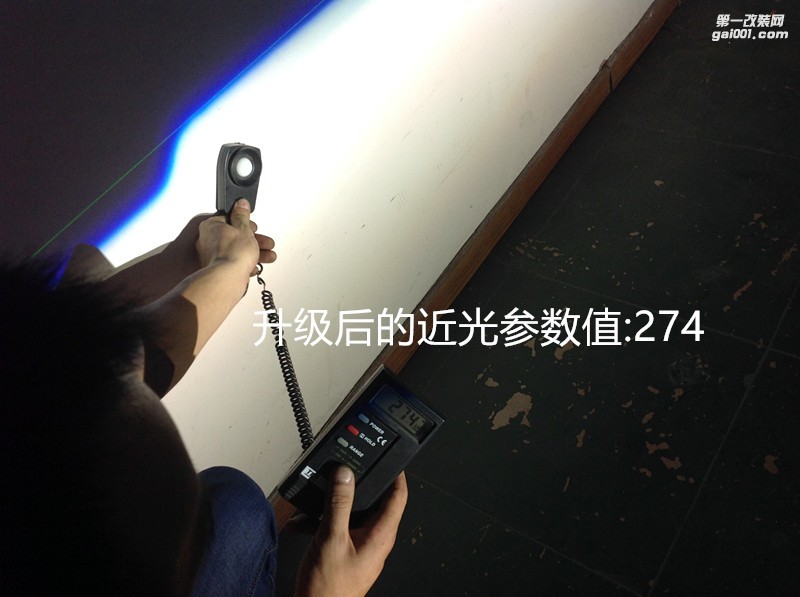 廣州燈光升級 本田鋒范大燈改海拉5雙光透鏡歐司朗5500K套裝