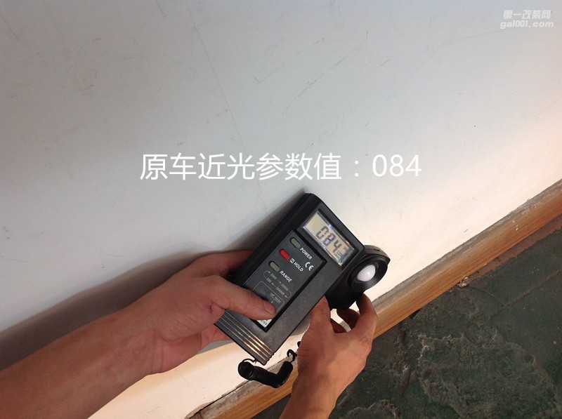 廣州燈光升級 本田鋒范大燈改海拉5雙光透鏡歐司朗5500K套裝