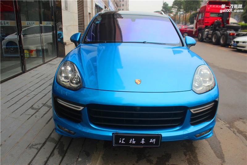 長(zhǎng)沙卡宴GTS全車施工艾利小珠光