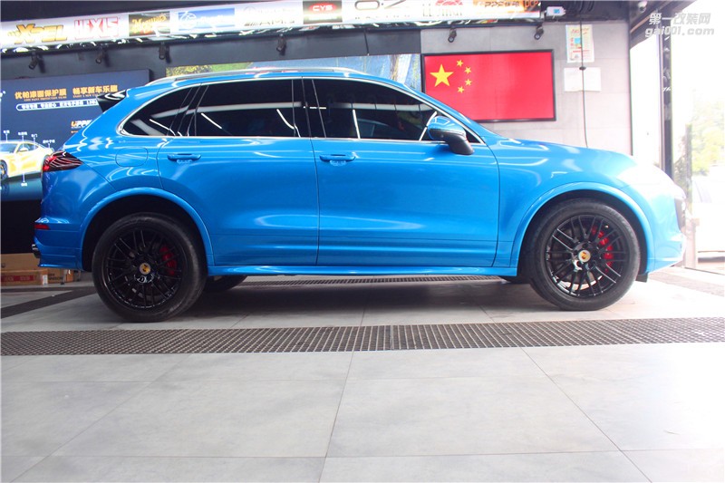 長(zhǎng)沙卡宴GTS全車施工艾利小珠光