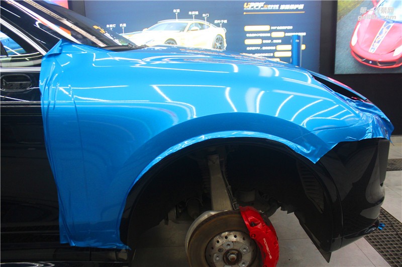 長(zhǎng)沙卡宴GTS全車施工艾利小珠光
