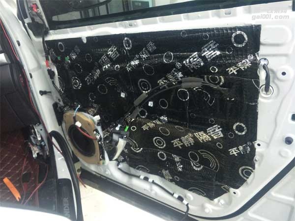 西寧汽車音響改裝 精藝精漢蘭達(dá)改美國卡頓汽車音響