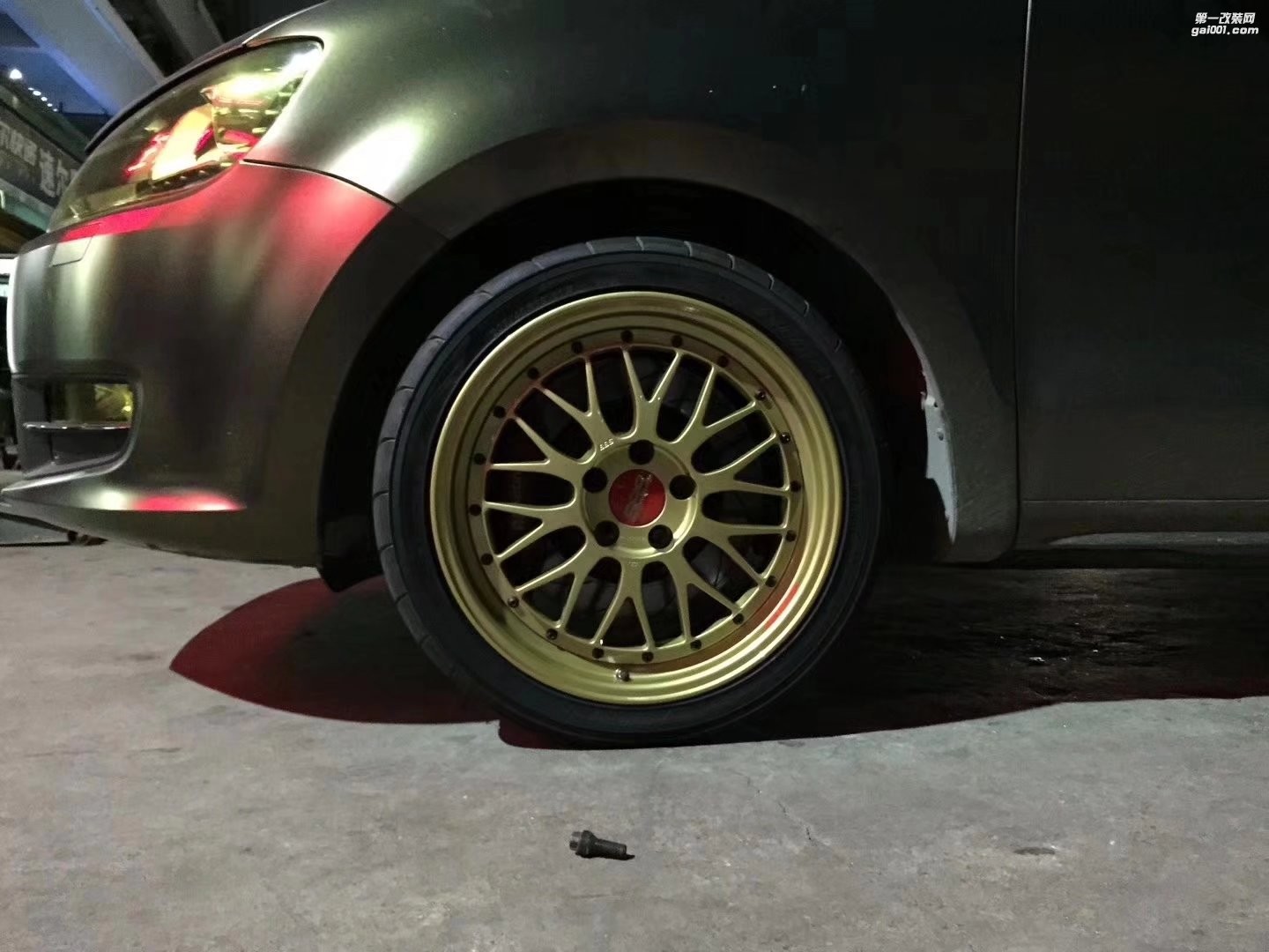 大眾，換 BBS LM 18寸 完工。