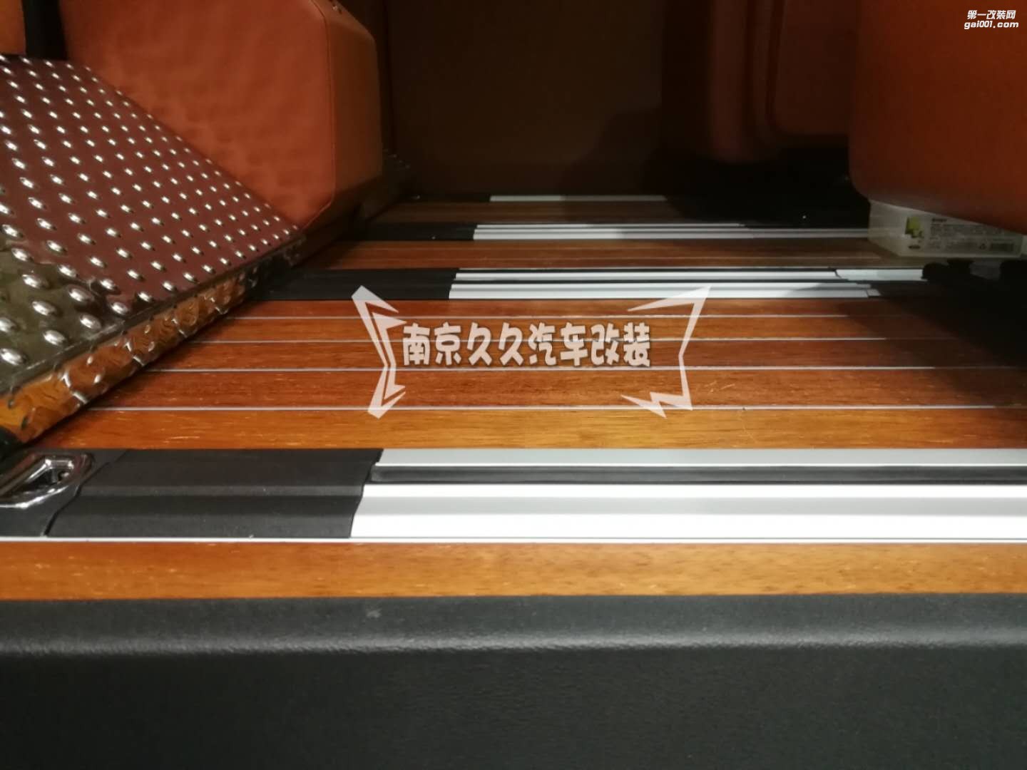 南京久久|大众迈特威T6内饰改装精彩案例！
