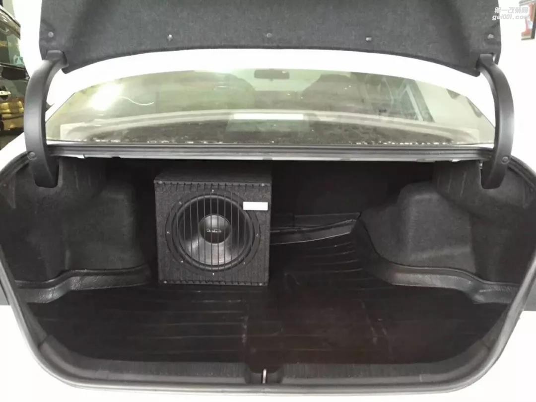 不要再等啦！趕緊用音樂來滋潤一下自己吧！豐田銳志音響改裝德國佛倫詩三分頻系統(tǒng)