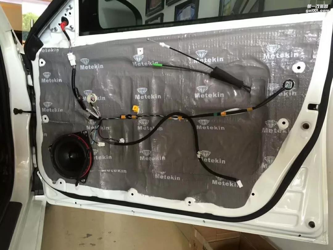 不要再等啦！趕緊用音樂來滋潤一下自己吧！豐田銳志音響改裝德國佛倫詩三分頻系統(tǒng)