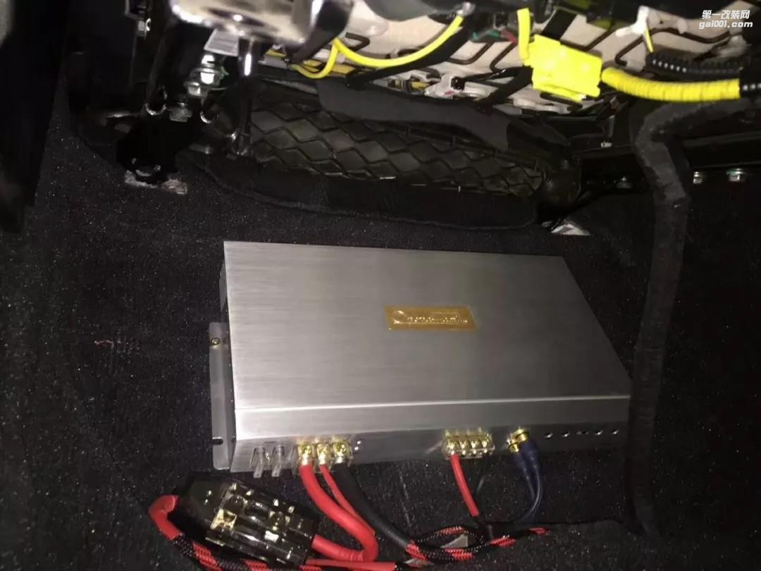 不要再等啦！趕緊用音樂來滋潤一下自己吧！豐田銳志音響改裝德國佛倫詩三分頻系統(tǒng)