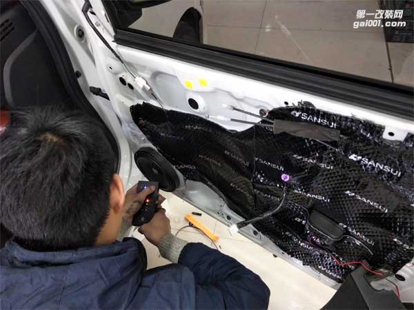 西寧精藝精本田歌瑞以色列摩雷汽車音響改裝