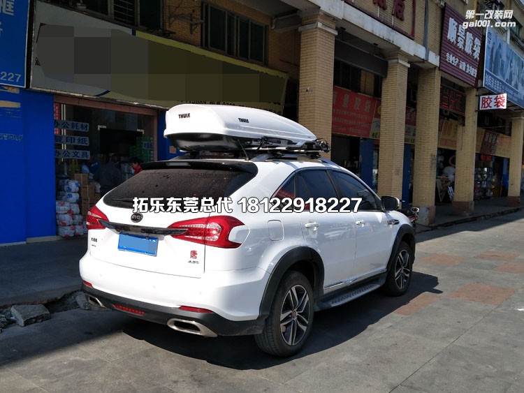 比亞迪 唐 拓樂(lè) 翼?xiàng)U鋁合金行李架橫桿及運(yùn)動(dòng)800白色限量版車(chē)頂行李箱安裝實(shí)拍圖