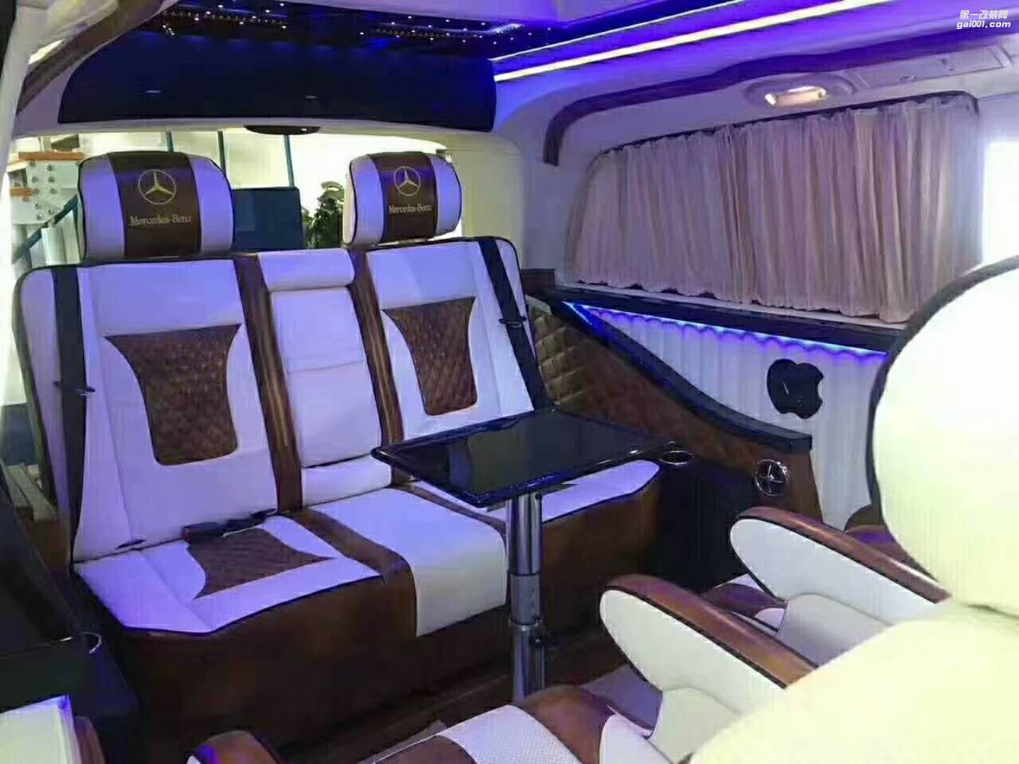 奔馳V260柚木地板航空座椅-西安漢楓