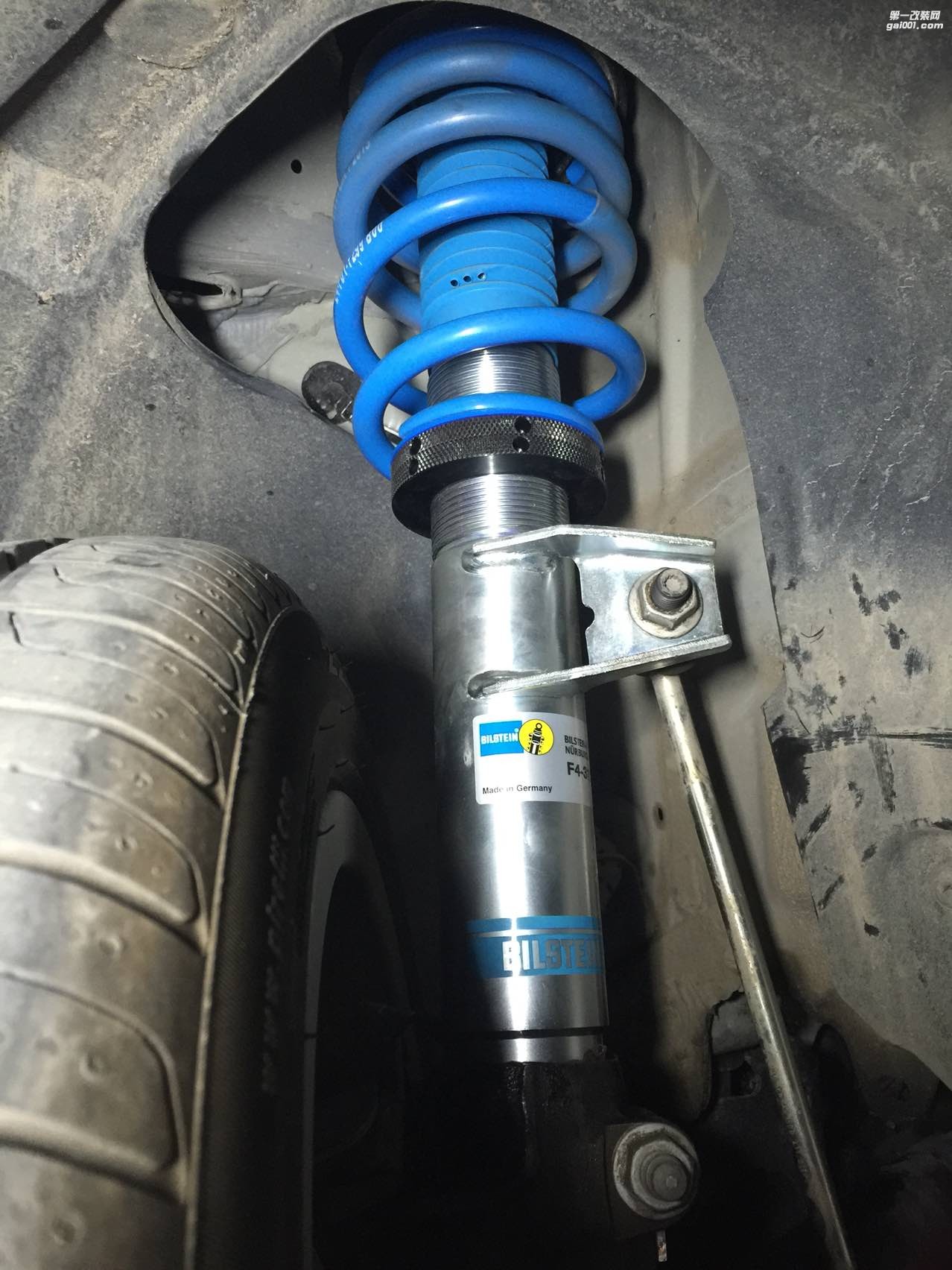 奥迪A3 升级BILSTEIN B16 高性能避震系统