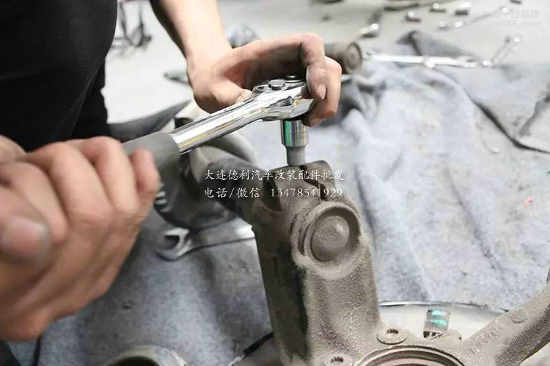 大眾高爾夫6改裝倍適登減震器代理升級(jí)德國(guó)BILSTEIN B12 避震套裝