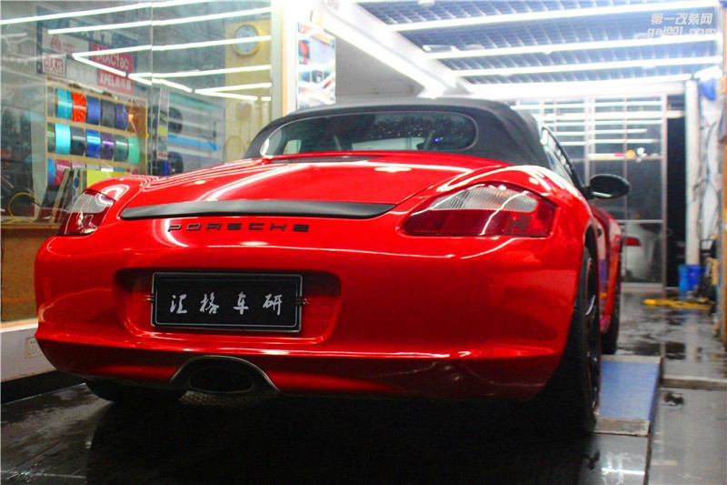 長(zhǎng)沙汽車(chē)改裝實(shí)體店 保時(shí)捷boxster施工HEXIS橙紅色