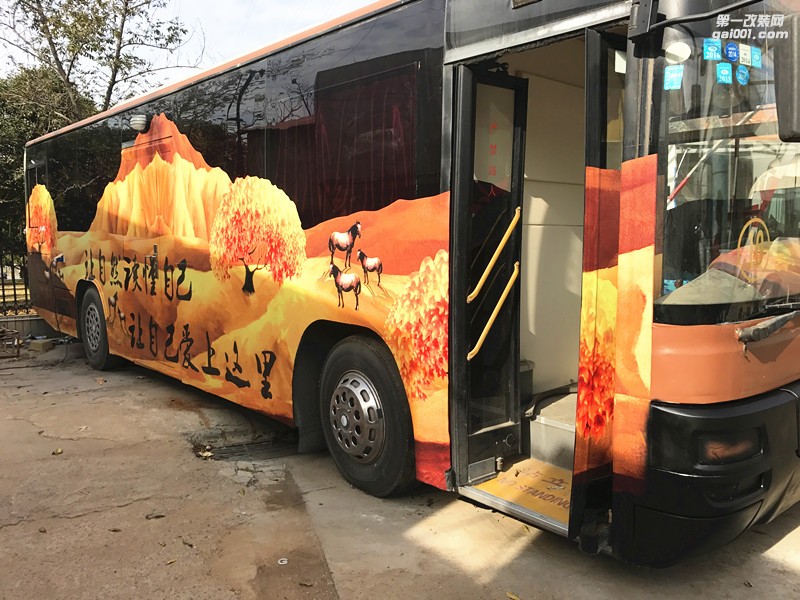 房車內(nèi)飾改裝/鄭州車時尚移動內(nèi)飾改裝案例