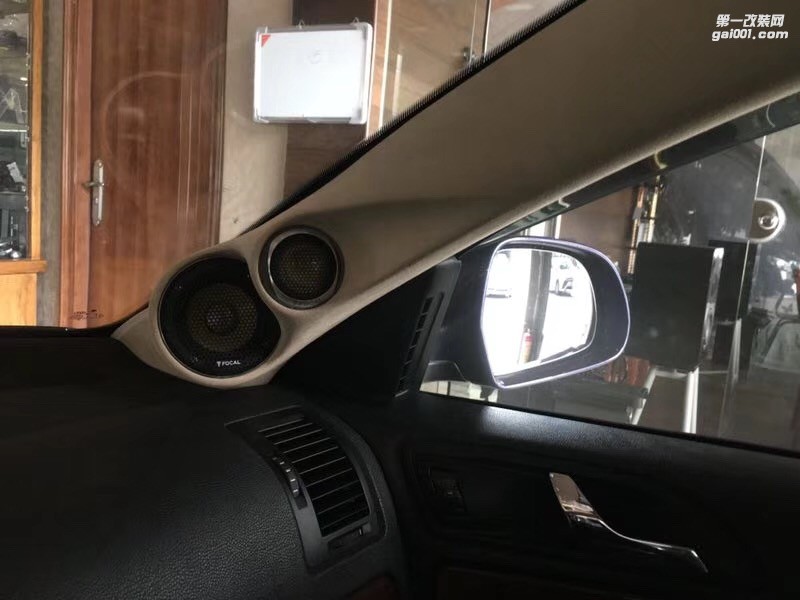 汕頭哪里改裝汽車音響三分頻最專業(yè)大眾斯柯達(dá)改裝法國(guó)勁浪ES165KX3三分頻英國(guó)創(chuàng)世紀(jì)汕頭星悅汽車音響改裝