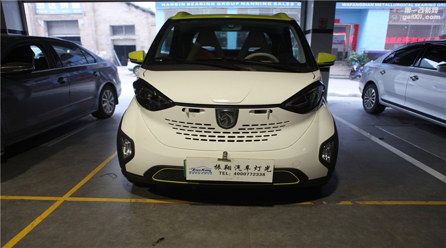 柳州專業(yè)車燈改裝，寶駿E100車燈升級海拉5，天使眼，惡魔眼