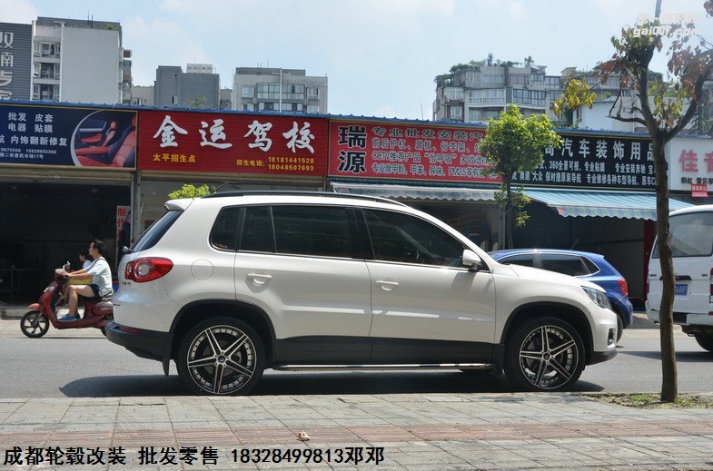 成都極速輪轂 大眾途觀升級19寸DATA輪轂 裝車案例