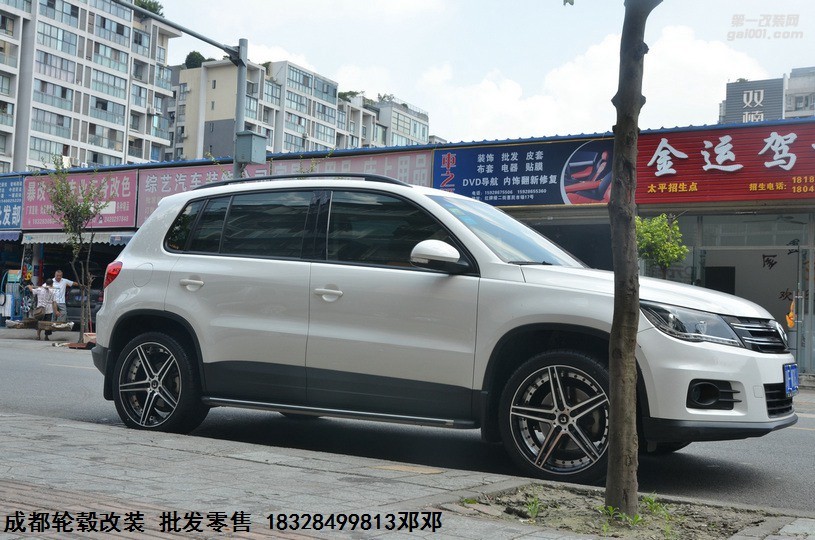 成都極速輪轂 大眾途觀升級19寸DATA輪轂 裝車案例