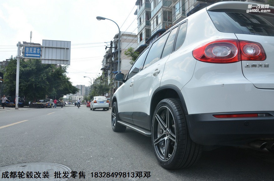 成都極速輪轂 大眾途觀升級19寸DATA輪轂 裝車案例
