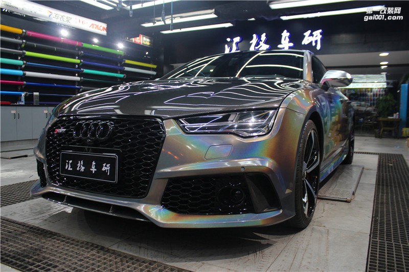 長沙奧迪RS7改色貼膜施工3M錦繡灰